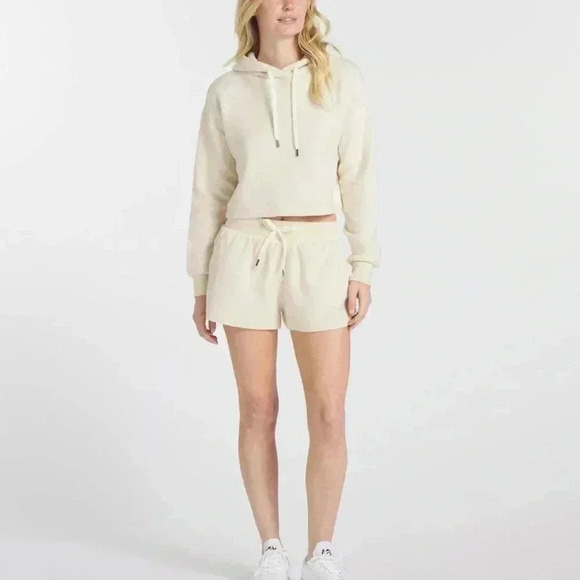 Feat Blanket Blend 2.5" Shorts- Sherpa/teddy bear loungewear size Small EUC - Picture 2 of 6